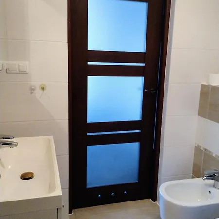 Dom Morski منزل للإقامة *